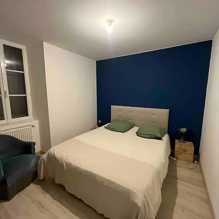 Privatunterkunft Paisible Proche Centre Saint-Yrieix-sur-Charente